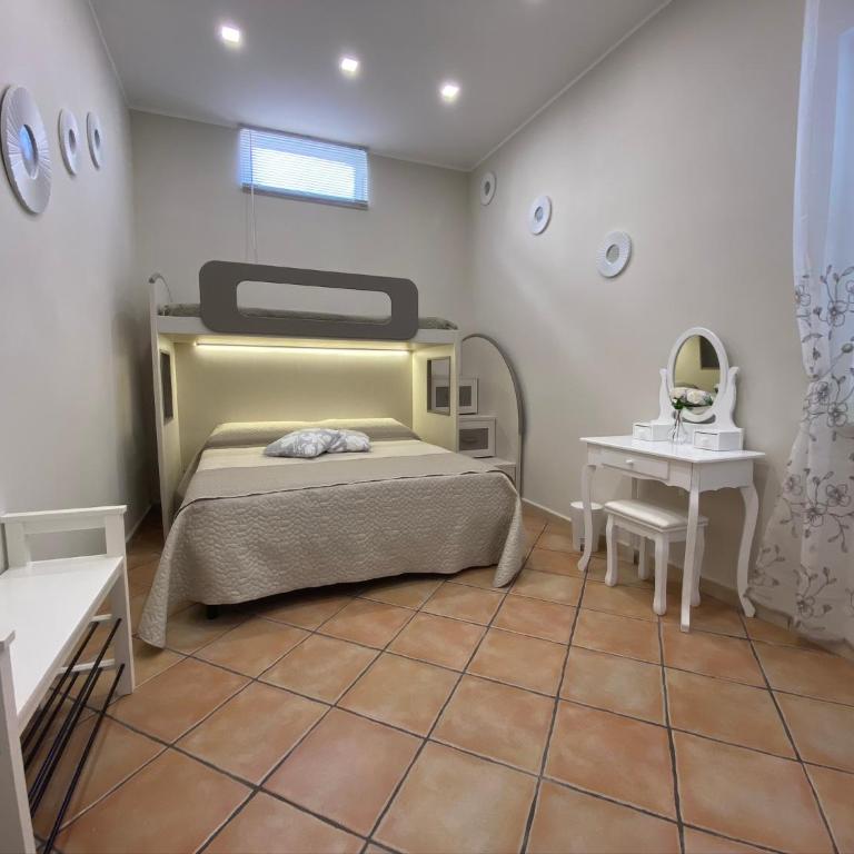 La casa di Vesta - Two-Bedroom House - 34