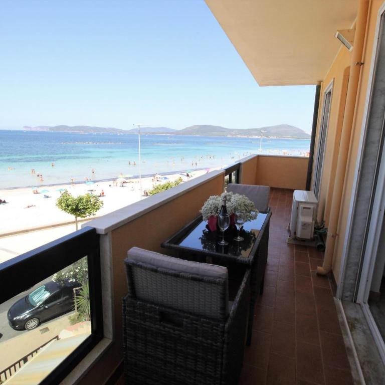Appartamenti Sole - Appartamento con 2 Camere da Letto e Vista Mare - 3
