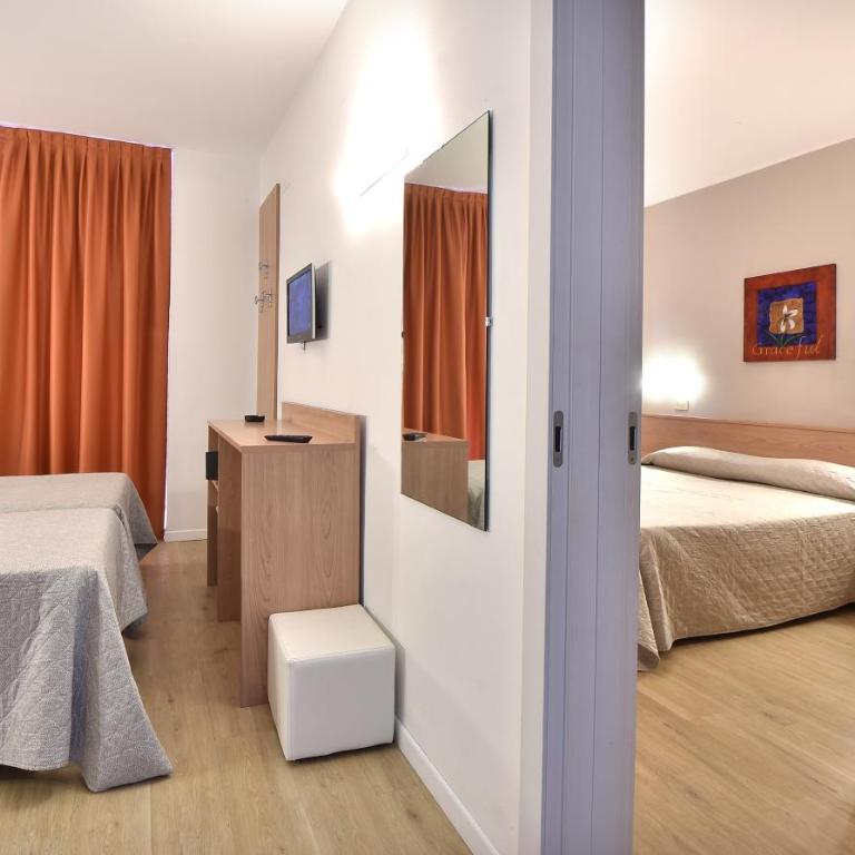 Hotel Meublè Nazionale - 2 Camere Comunicanti (4 Adulti) - 3
