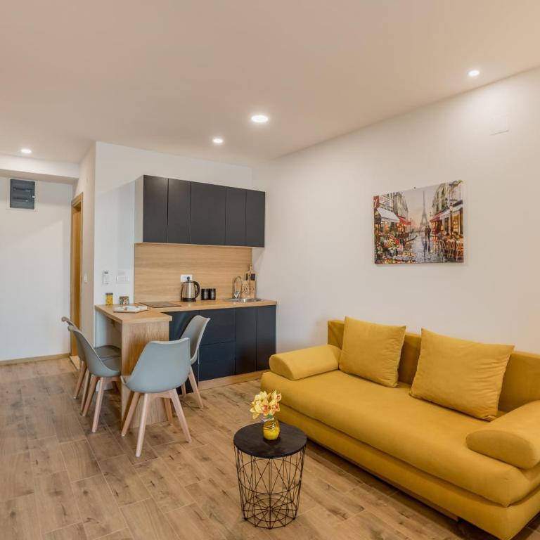 SkyView apartments - Deluxe Apartment with Sea View (2+2) - 14