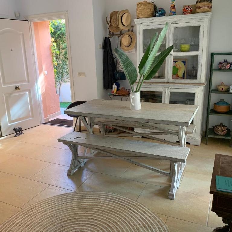 CASA 4 HABITACIONES CON JARDIN 10 Pax - Casa - 12