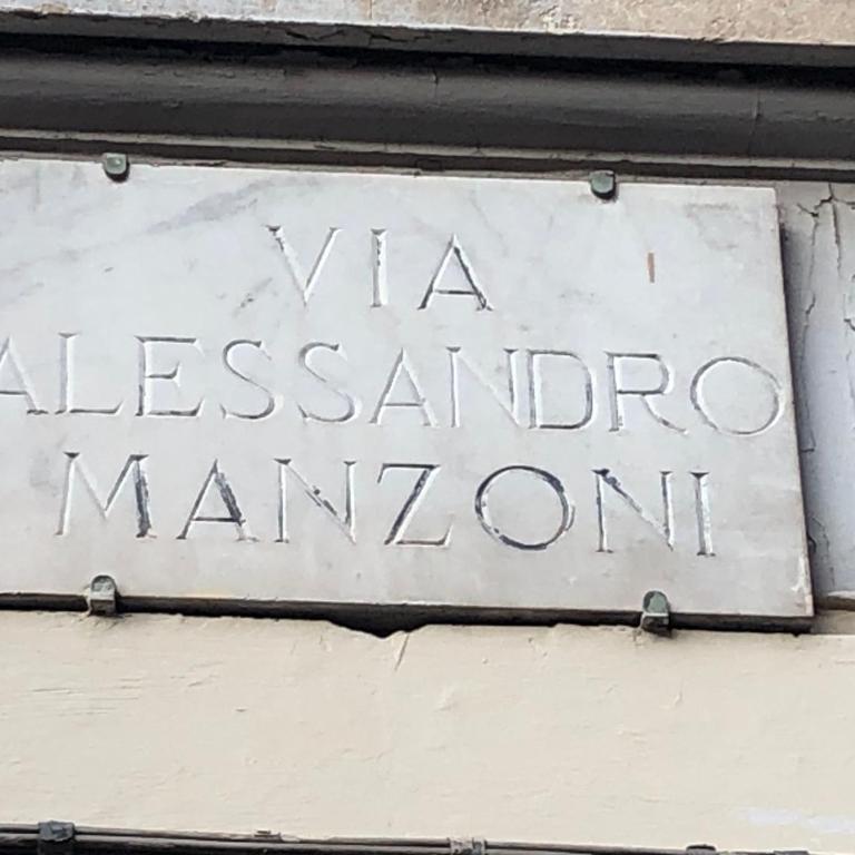 Lettera Living Manzoni 18 - Three-Bedroom Apartment - 34