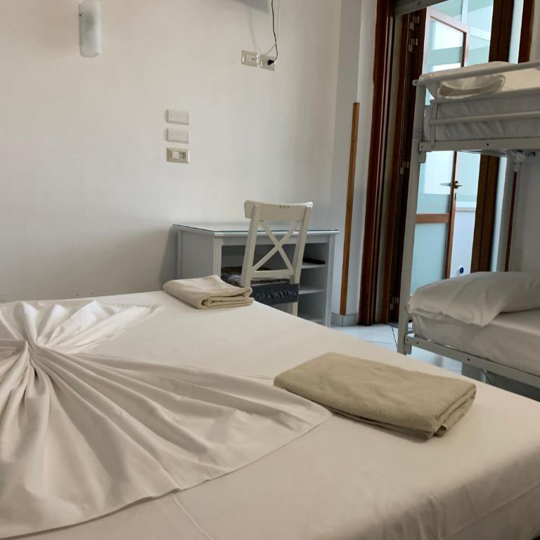 B&B Gli Archi - Camera Familiare con Bagno Privato Esterno - 3