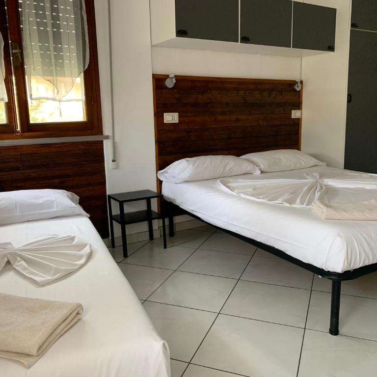 B&B Gli Archi - Camera Quadrupla con Bagno Privato - 2