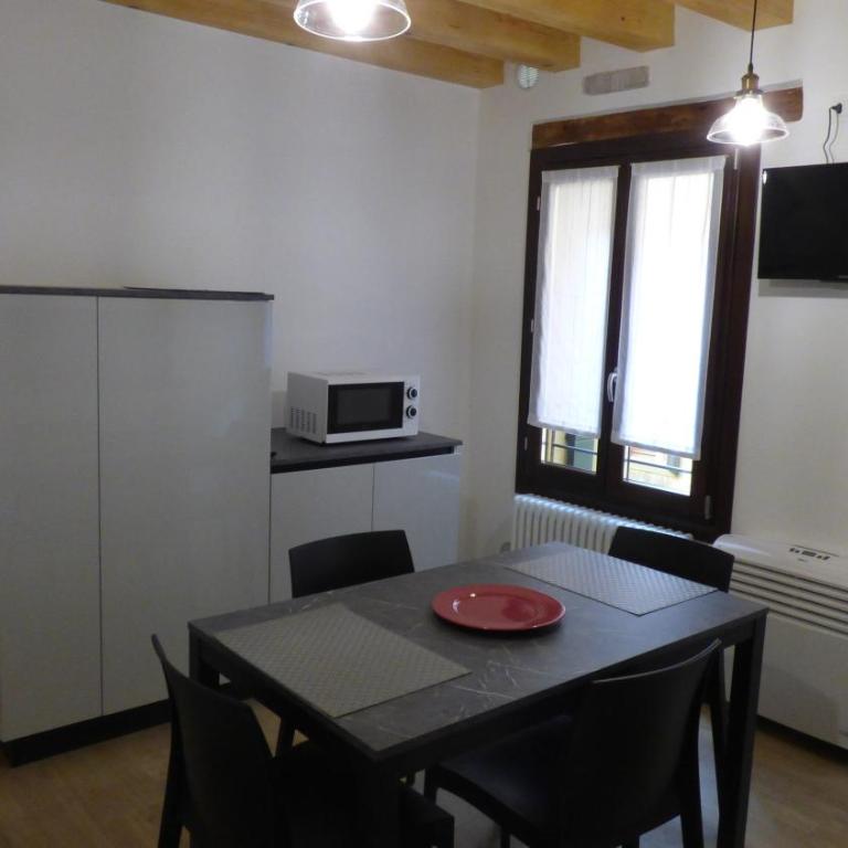 CASA MODERNA A DUE PASSI DA RIALTO - Two-Bedroom Apartment - 1
