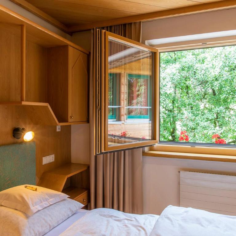 Pension Rudolph - Doppel-/Zweibettzimmer mit Gartenblick - 5