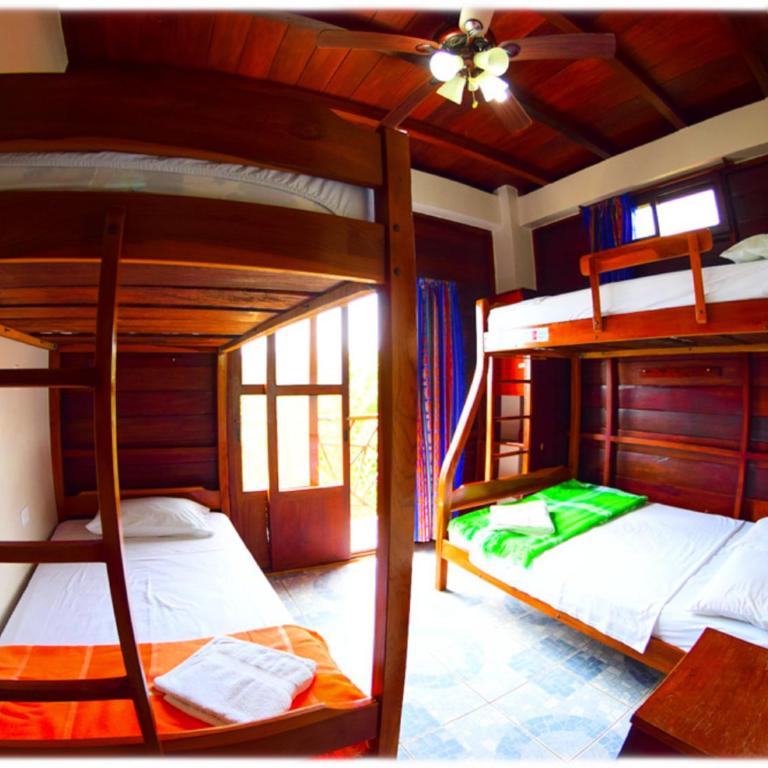 Esperanto Bed & Breakfast Surf Hostel - Habitación Familiar - 7