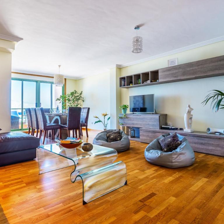 Arrecife Sands- Seafront Apartment - Sea Views - Private Underground Parking - Apartamento de 3 dormitorios con vistas al mar - 6