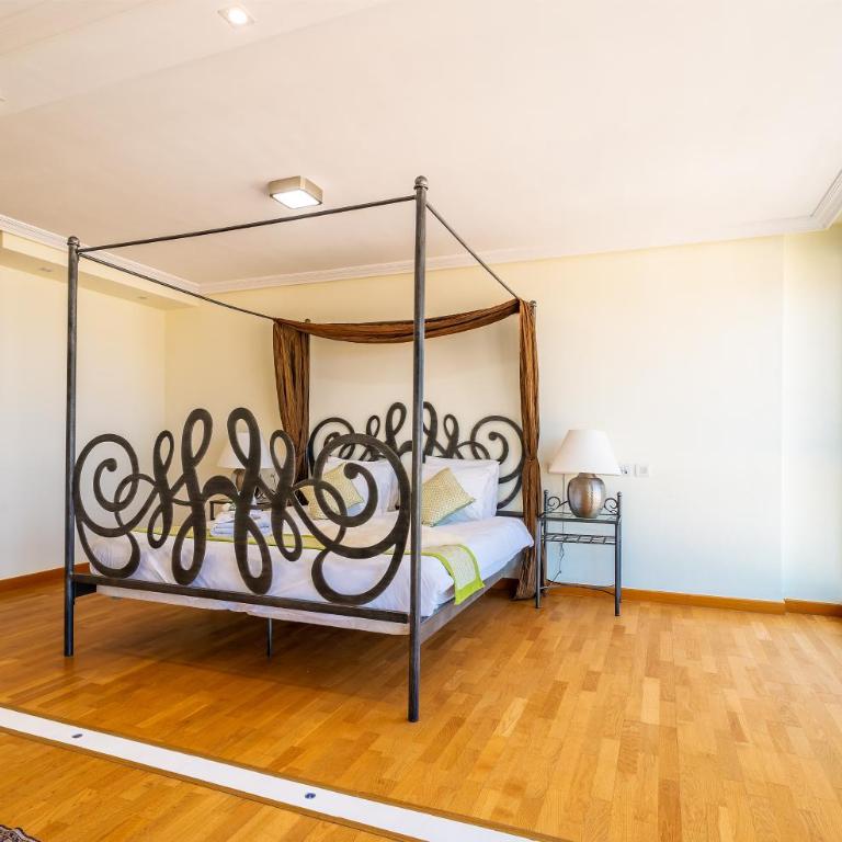 Arrecife Sands- Seafront Apartment - Sea Views - Private Underground Parking - Apartamento de 3 dormitorios con vistas al mar - 12