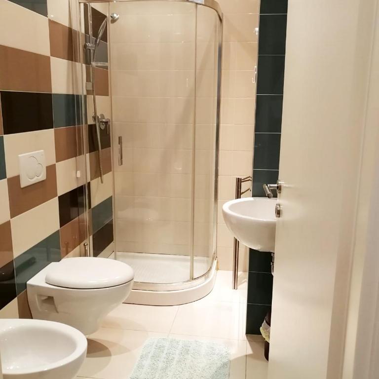 Margherita Rimini - Appartamenti al Mare - Appartamento con 2 Camere da Letto e Giardino Privato (6 Adulti) - 2