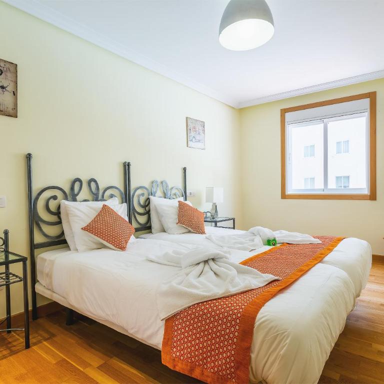 Arrecife Sands- Seafront Apartment - Sea Views - Private Underground Parking - Apartamento de 3 dormitorios con vistas al mar - 20