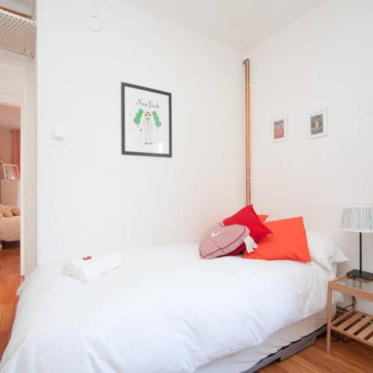 Apartamento Parc Güell - Three-Bedroom Apartment - 22