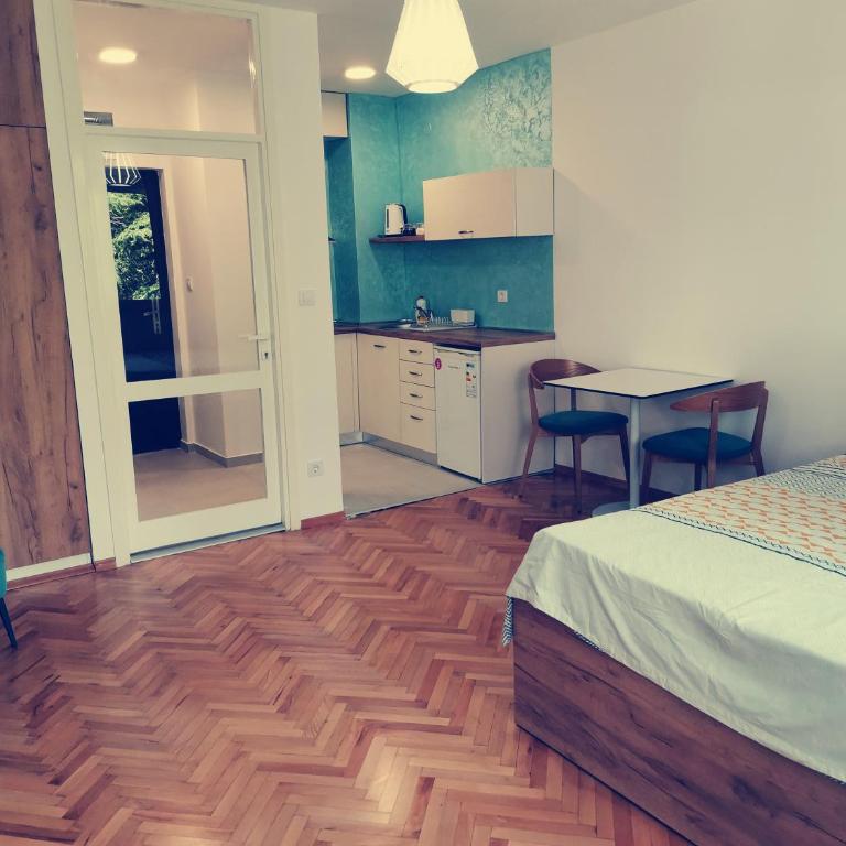 Clock tower apartments - Apartman - 1