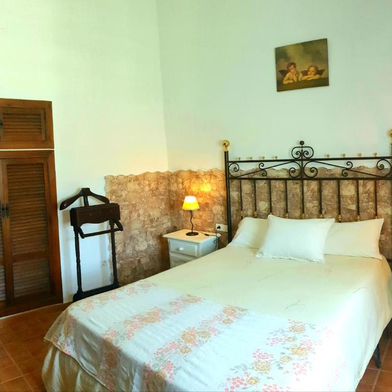 Apartamentos Turísticos Dos Fuentes - Three-Bedroom Apartment - 28