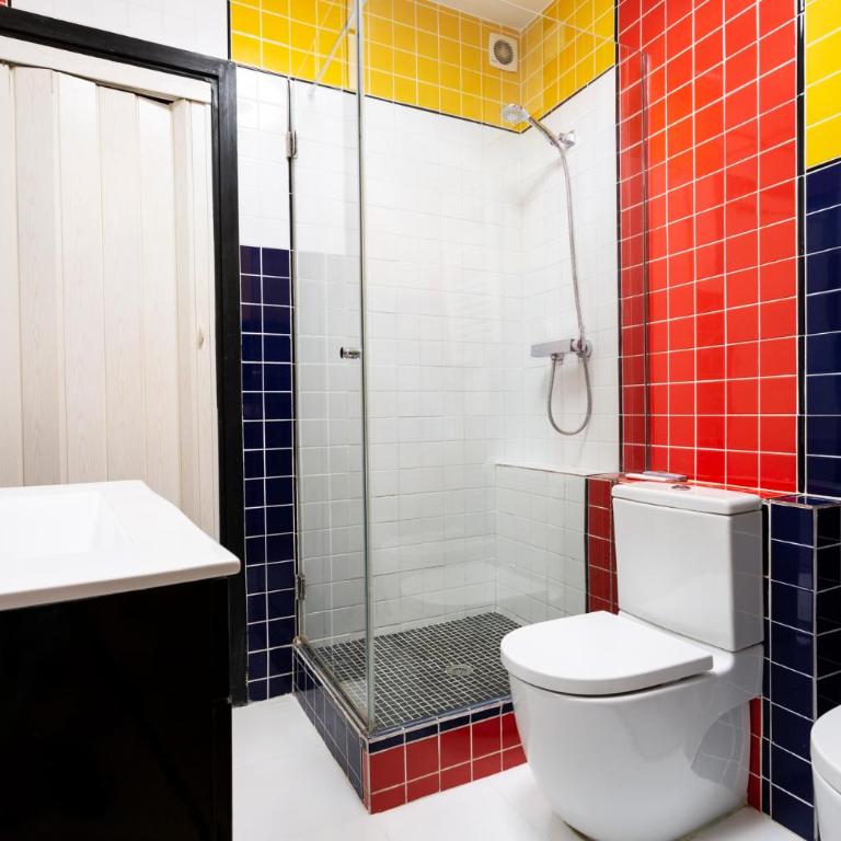 Old Town & Cathedral - Three-Bedroom Apartment - 18
