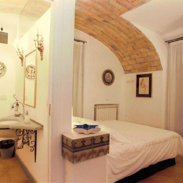 Villino Corbelli B&B - Camera Matrimoniale Superior - 9