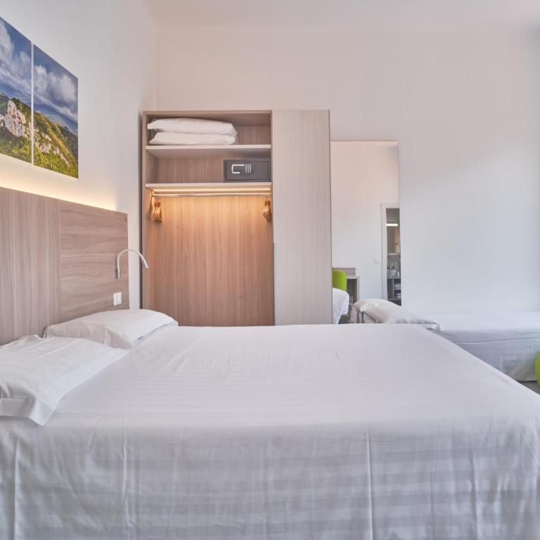 Hotel Medusa - Camera Familiare - 7