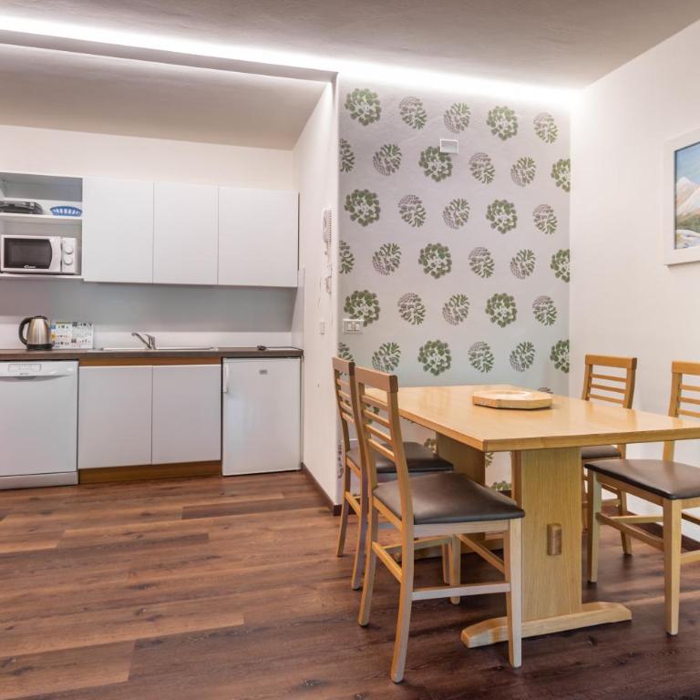 FORESTO holiday apartments - Piscina, SpA e Relax - NO PETS - Appartement Supérieur avec Sauna - 5