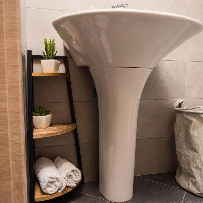 Studio apartment Vukcevic 2 - One-Bedroom Apartment - 10