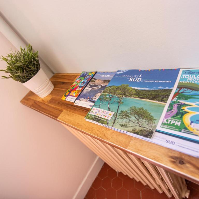 #1 Toulon CENTRE AU CALME, LUMINEUX, STATIONNEMENT FACILE - Chambre Double - 16