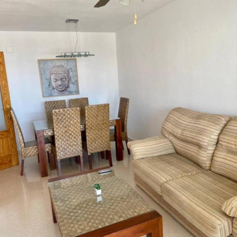 Ideal 2 - Two-Bedroom Apartment - 21