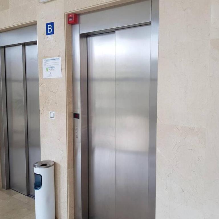 Ideal 2 - Two-Bedroom Apartment - 7