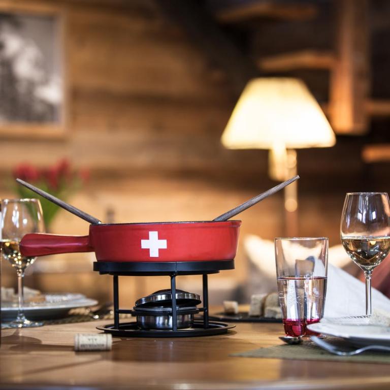 Mountain Chalet 4 You only for 2, private wellness, for a romantic honeymoon - Superior Chalet - 10