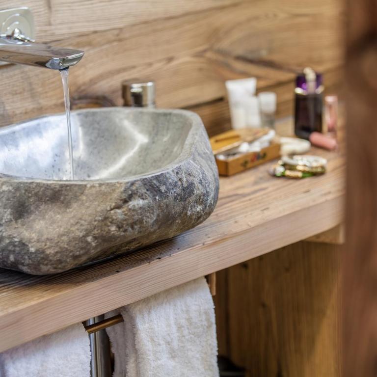 Mountain Chalet 4 You only for 2, private wellness, for a romantic honeymoon - Superior Chalet - 12