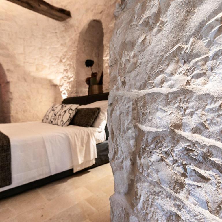 DIMORA RITUNNO - Trullo Deluxe con Vasca Idromassaggio - 8