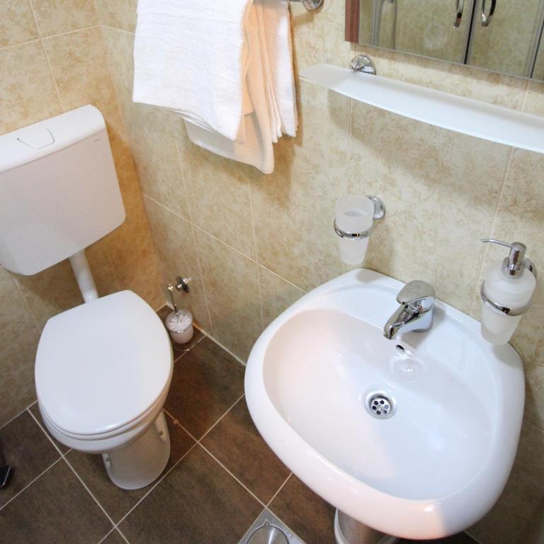 Hotel Laguna - Double Room - 17