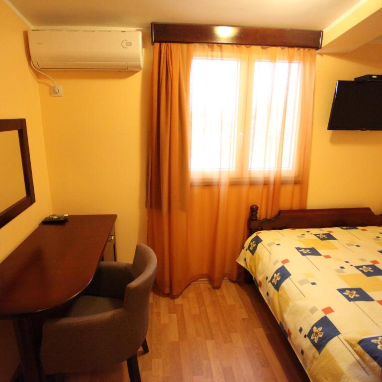 Hotel Laguna - Economy Single Room - 7