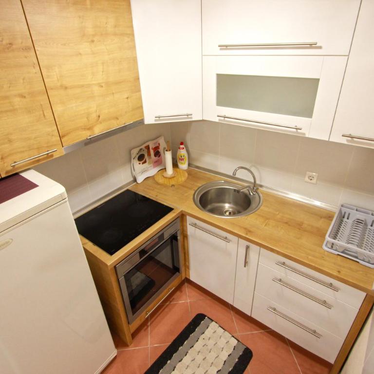 Apartmani Poeta - Apartman sa Balkonom - 18