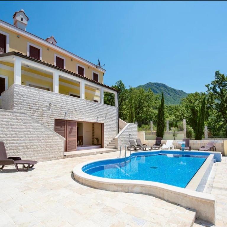 Sunbreeze Delux Vilas - Vila - 2