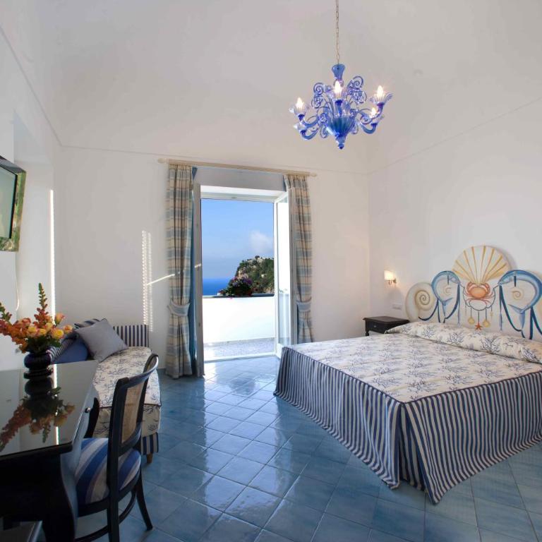 Palazzo Marzoli charme Resort - Small Luxury Hotel - Camera Deluxe Matrimoniale con Vista Mare - 5
