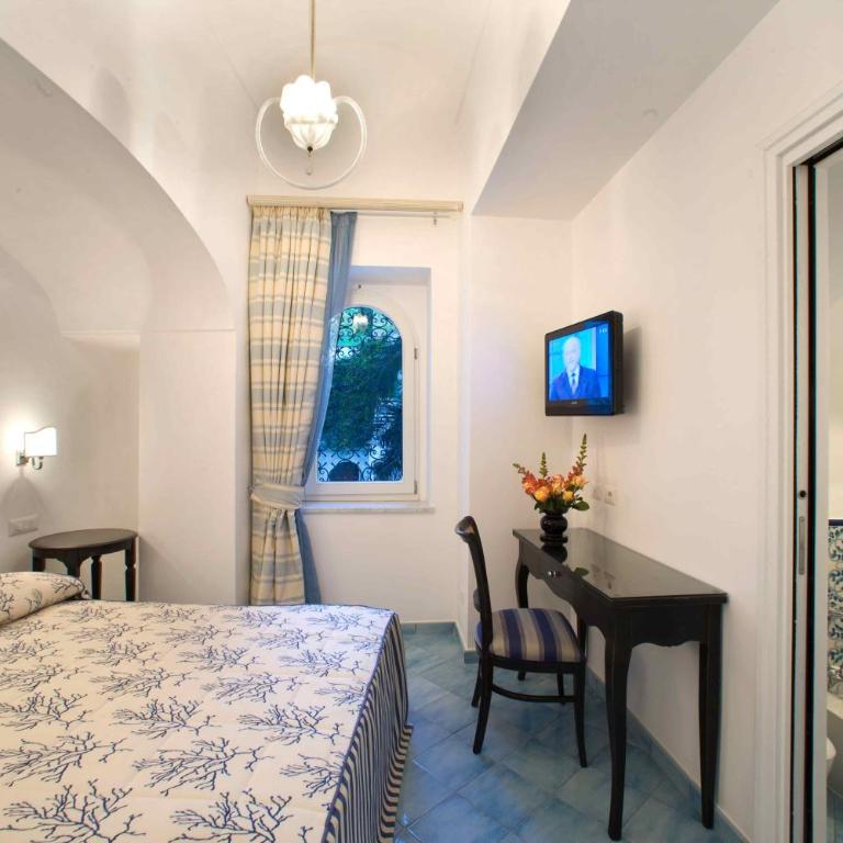 Palazzo Marzoli charme Resort - Small Luxury Hotel - Due Camere Matrimoniali Comunicanti con Vista Mare - 4