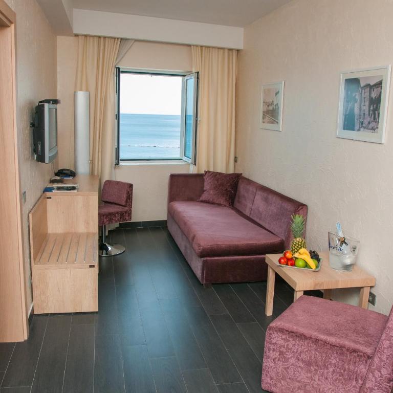 Hotel Astoria - Apartman Tipa "Suite" sa Pogledom na More - 5