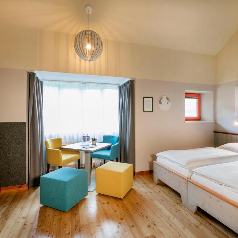 JUFA Hotel Eisenerzer Ramsau - Maisonette-Vierbettzimmer - 2