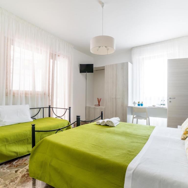 Le Calette Rooms - Camera Tripla con Bagno - 25