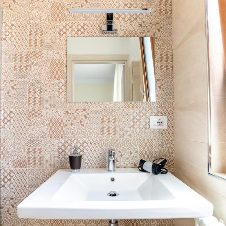 Le Calette Rooms - Camera Matrimoniale/Doppia con Letti Singoli con Bagno Privato - 10