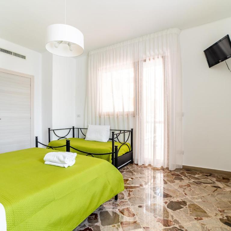 Le Calette Rooms - Camera Tripla con Bagno - 14