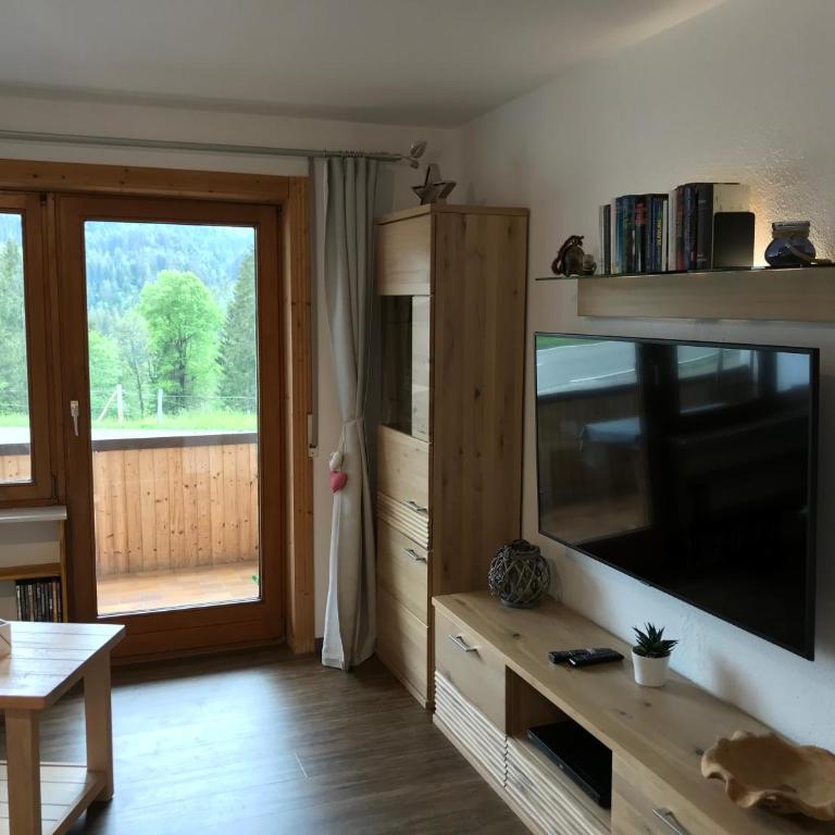 Almblick Ferienwohnung - Apartment mit Blick auf die Berge - 2