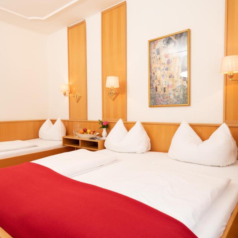 Hotel Liebetegger-Klagenfurt - Dreibettzimmer - 2