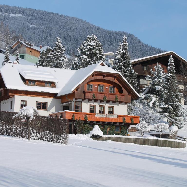Haralds Ferienwohnungen - Apartment mit 1 Schlafzimmer und Balkon - 2