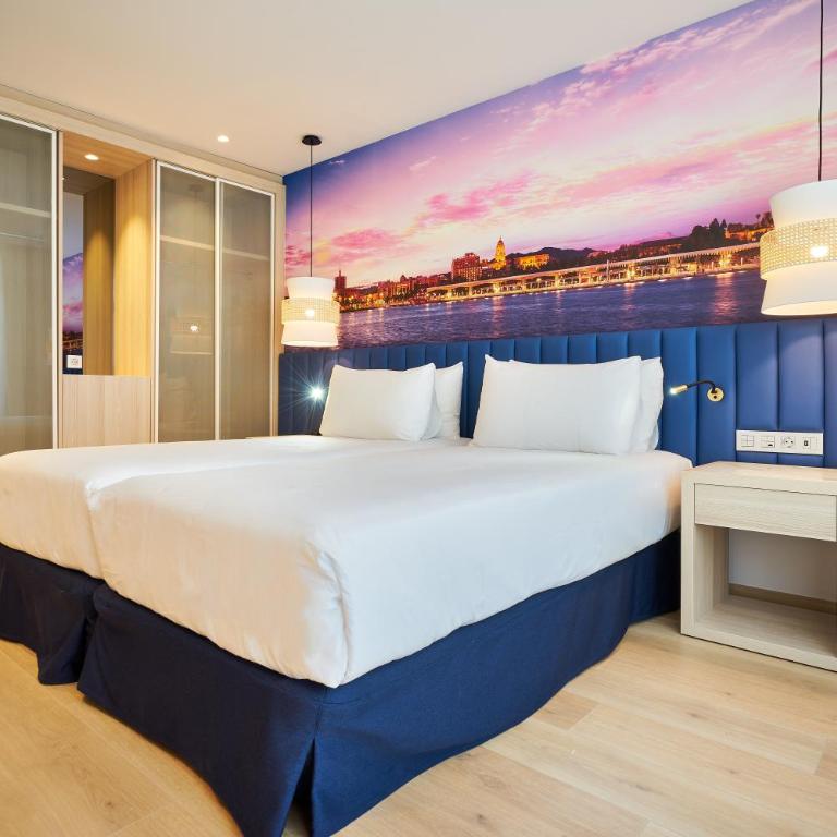 Eurostars Astoria - Superior Double Room with Terrace - 5
