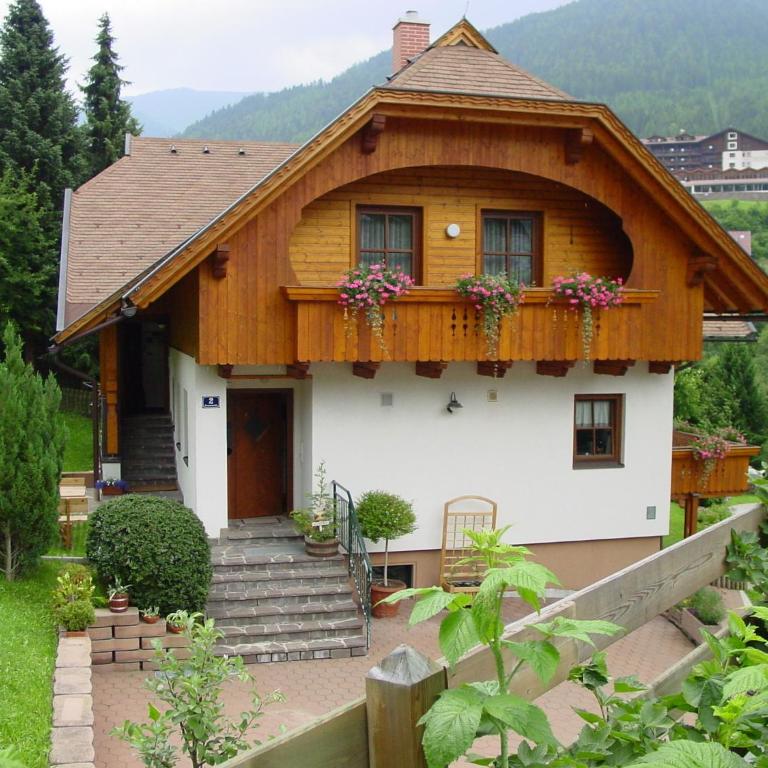 Haralds Ferienwohnungen - Apartment mit 1 Schlafzimmer und Balkon - 35