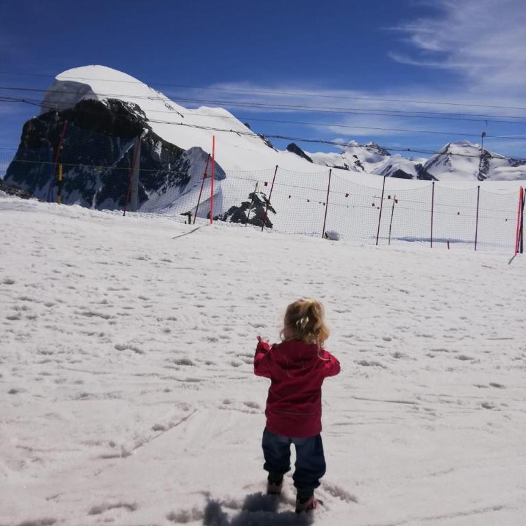 Emelie Zermatt 4**** - Apartment mit 1 Schlafzimmer - 10