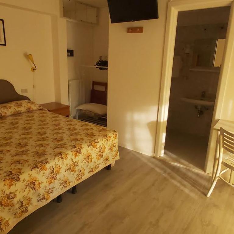 Hotel Casa Popi - Camera Standard Matrimoniale/Doppia con Letti Singoli - 3