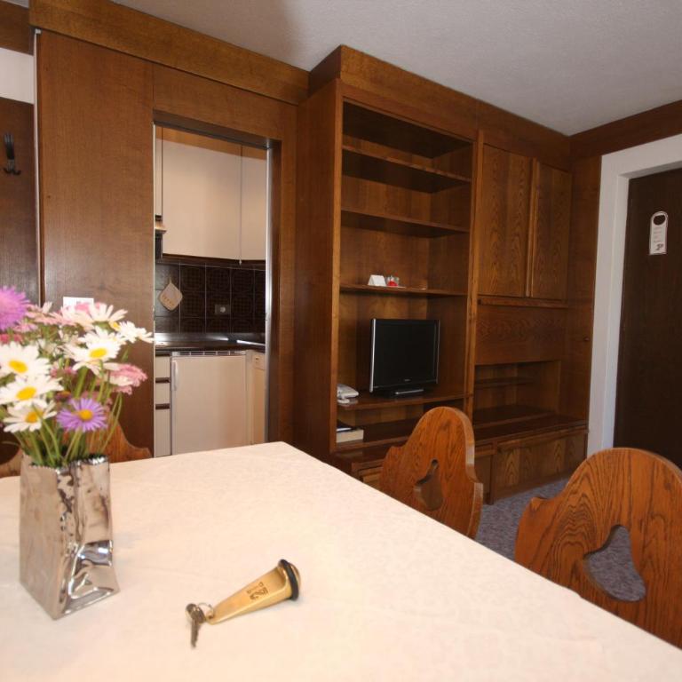 Apartments Residence Alta Badia - Appartamento con 1 Camera da Letto e Balcone - 8