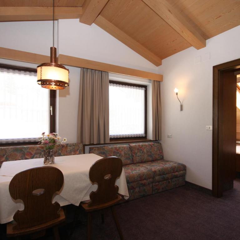 Apartments Residence Alta Badia - Appartamento Mansardato con 2 Camere da Letto - 3