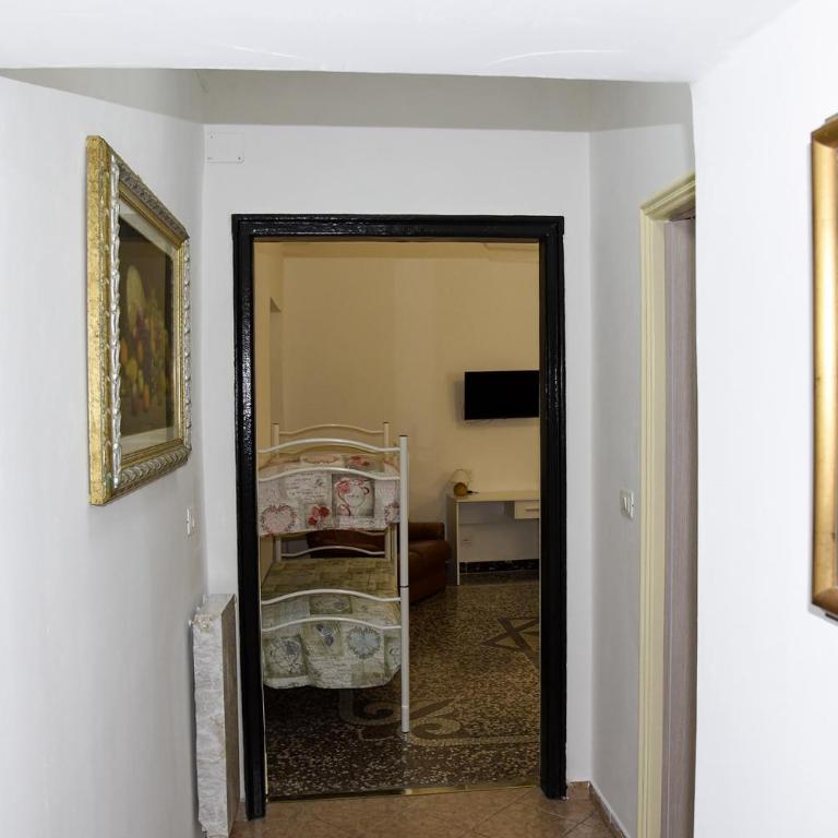 Katiuscia's Little Corner - One-Bedroom Apartment - 6